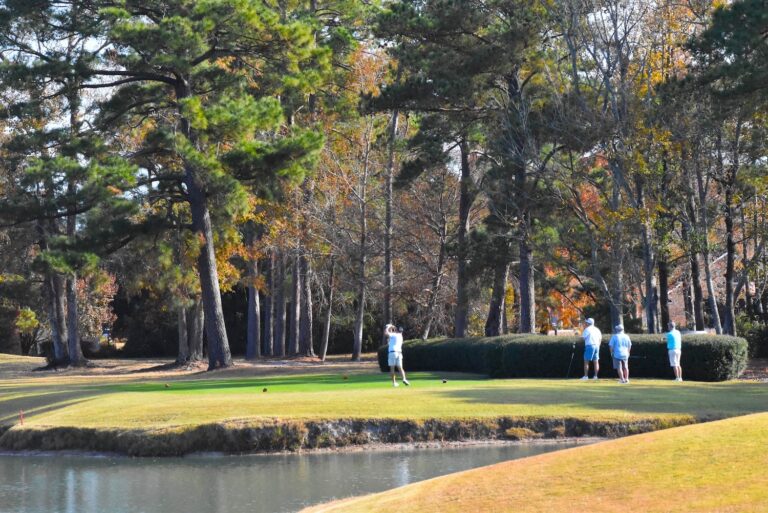 Fall Classic at River Hills - Nov. 19, 2025 (Jim Maggio Photo) 0760-2